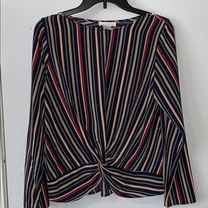 Urban Romantics waist top